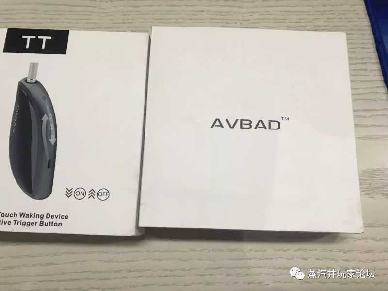 时尚外观触摸控制加热不燃烧电子烤烟–AVBAD的TT