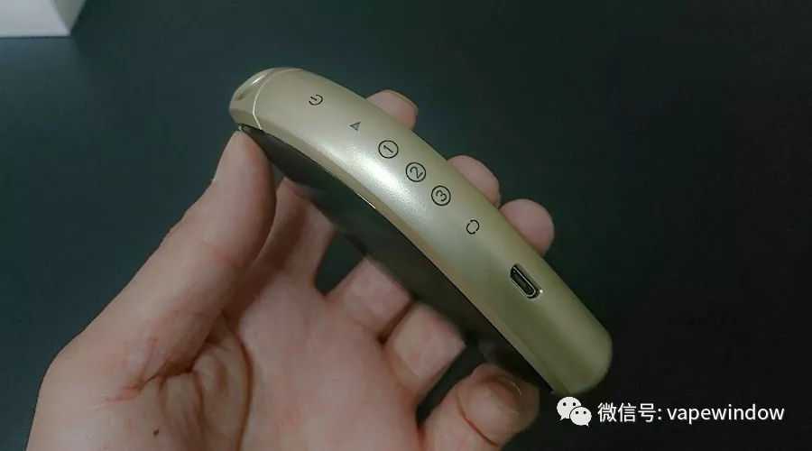 IQOS不算啥，因为有了我国产智能触摸AVBAD TT