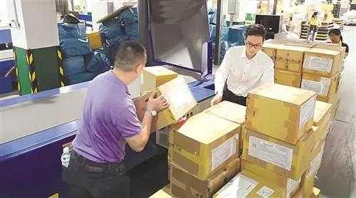 案值4亿!全国首起署督加热不燃烧烟草制品走私案告破