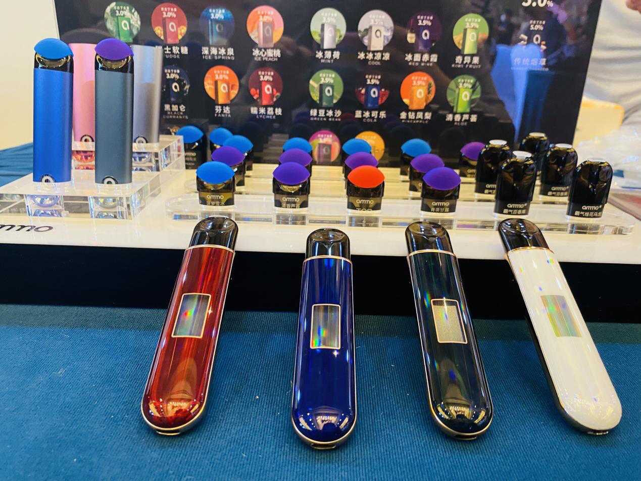 火器智能款新品亮相兰州电子烟文化节，口碑爆棚