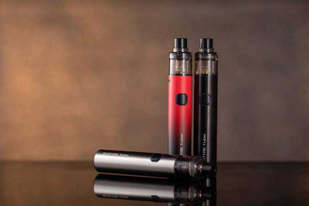 换弹式抽多了索然无味？新宜康“Sceptre Tube”口感型烟雾套装可以拯救你！