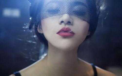 为什么很多女生吸电子烟？