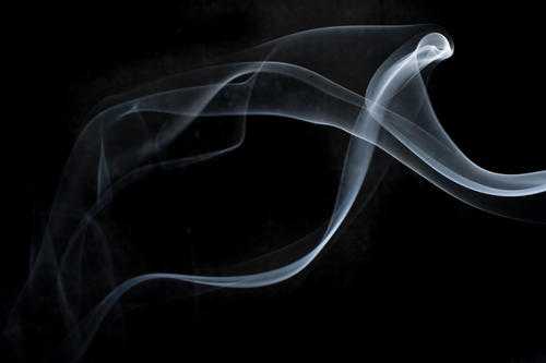 电子烟喷出的是雾吗？原来还有这些成份