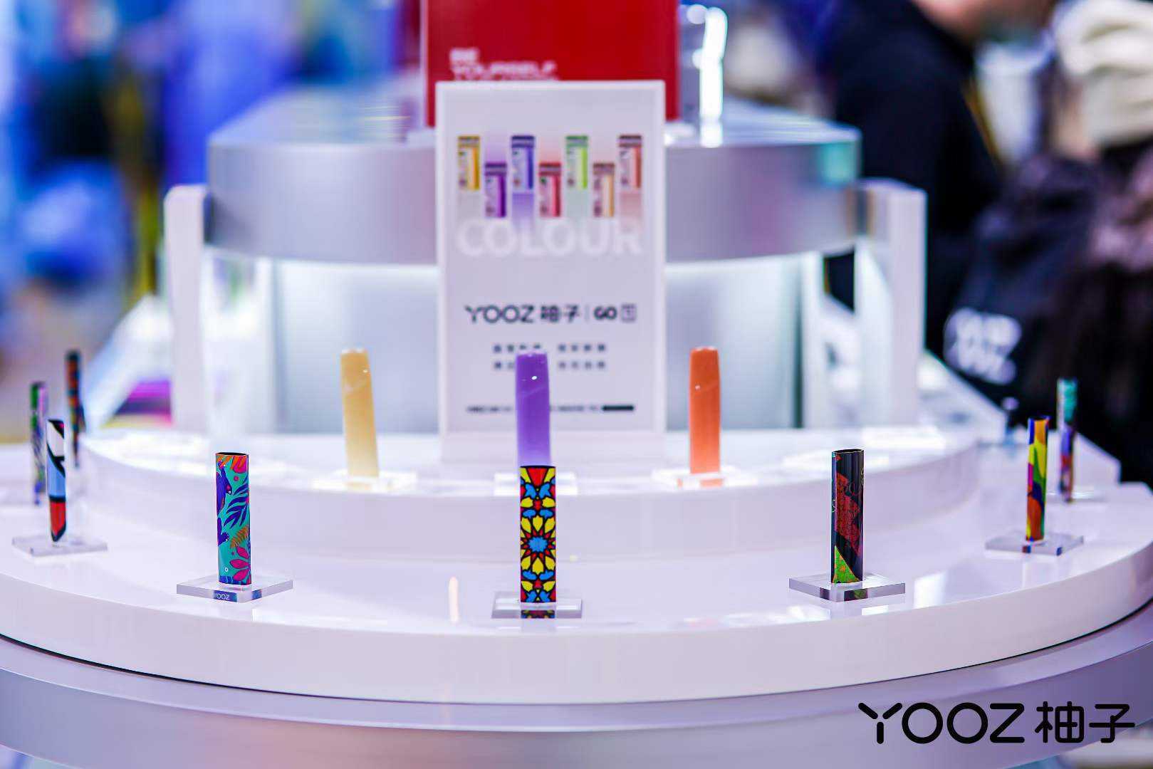 YOOZ柚子新品4代X系列、5代UNI系列亮相IECIE深圳雾化科技节