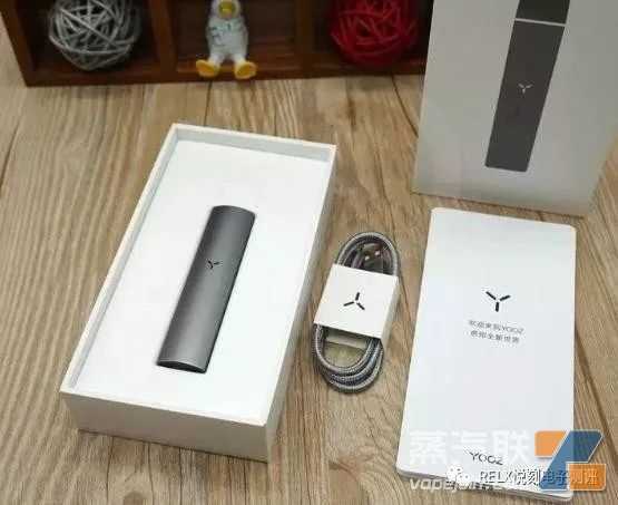 yooz柚子电子烟拆机测评，套装里有什么？YOOZ电子烟烟弹口味。