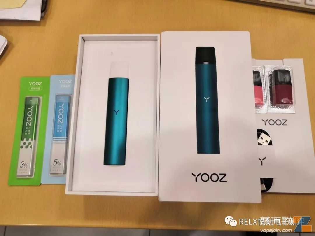 yooz柚子电子烟拆机测评，套装里有什么？YOOZ电子烟烟弹口味。