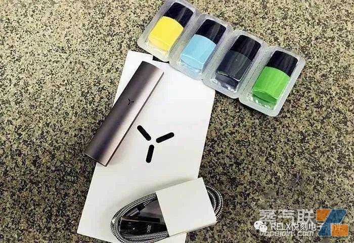 柚子YOOZ电子烟包装是什么样的，待电电量如何？烟弹口味有哪些好抽的选择？