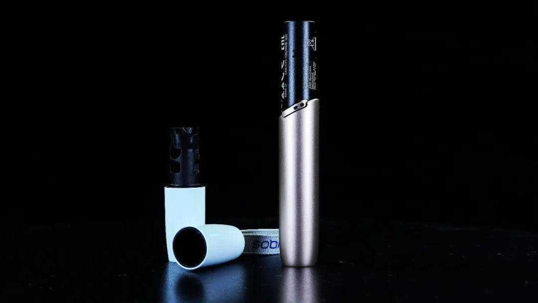 国产固态电子烟零嘉Z40对比加热卷烟IQOS 3 DUO到底赢在哪？