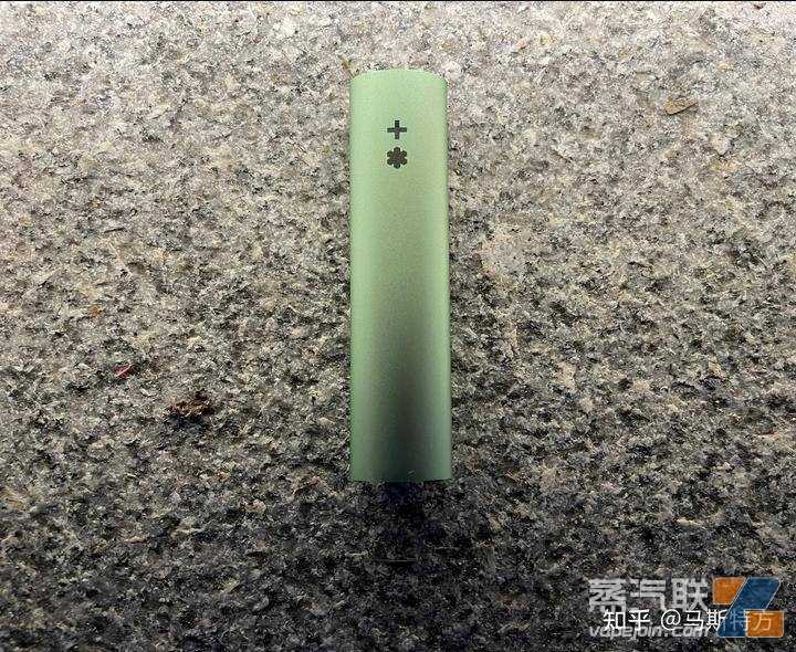 雪加和悦刻电子烟哪个好一点？