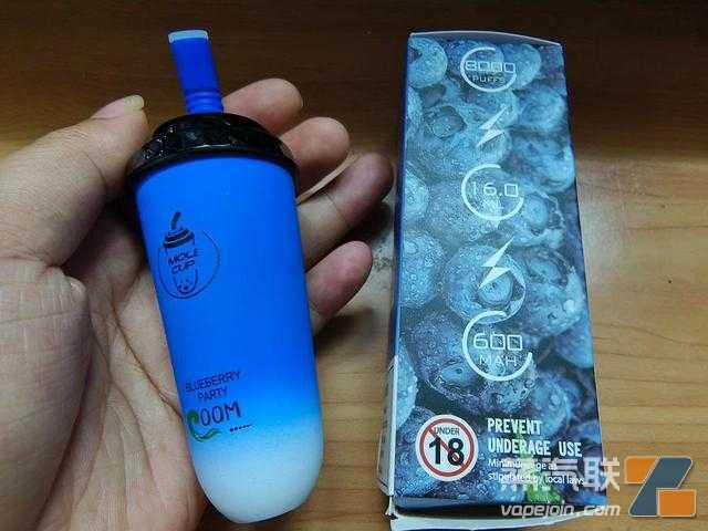 青少年沉迷奶茶杯,灰色暴利电子烟生意