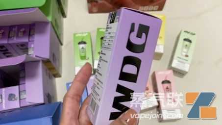 年轻人上瘾的「奶茶杯」,电子烟的灰色暴利生意,电子烟市场将如何进行整改?