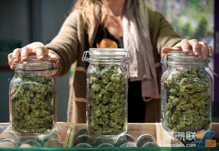 遭激烈反对 美国纽约哈莱姆区首家合法大麻店仍定下周开业