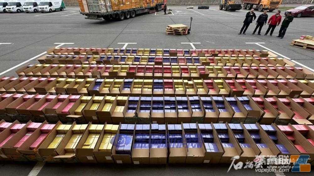 涉案13人，案值6100万元！乌鲁木齐破获首起全链条生产销售假冒电子烟案