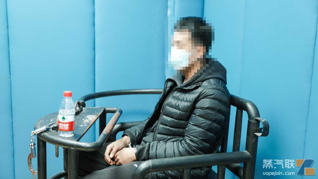 阳江市警方打掉一制售假冒电子烟团伙，涉案金额逾1700万元