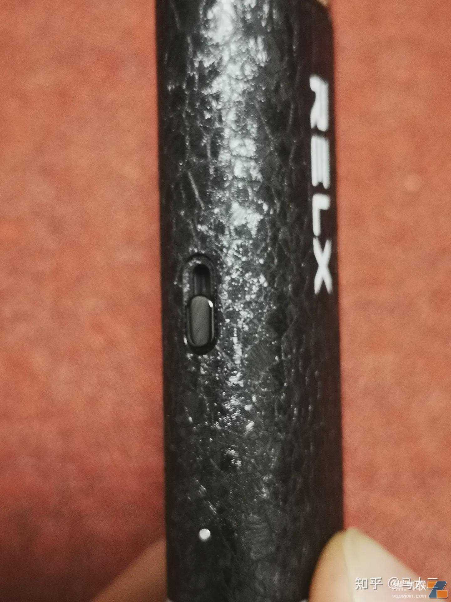 悦刻最近确实出了一个最新款的产品第六代悦刻，破界宙斯系列