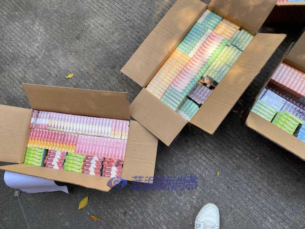 厦门也到货！试点电子烟店主喜收第一批订货