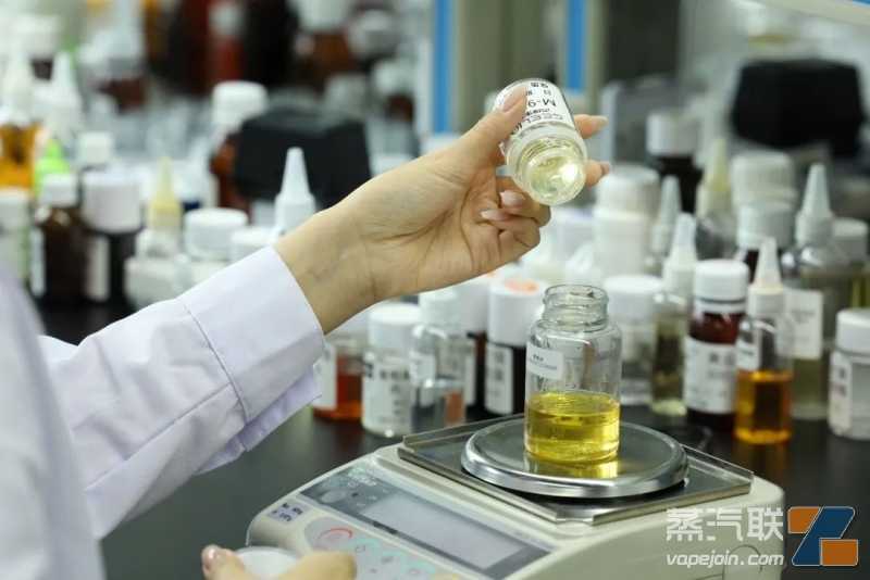 吉纯生物深耕雾化技术，打造高品质雾化液