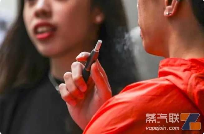 澳洲报告揭电子烟含多种有毒物质，青少年使用量大增引担忧