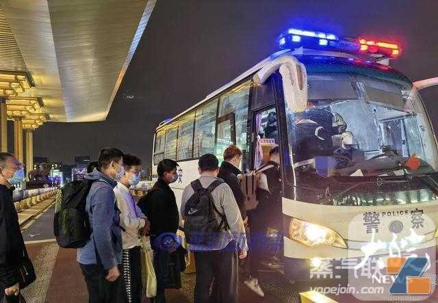 安徽蚌埠破获千万元假冒电子烟案：捣毁2家工厂，抓捕27人
