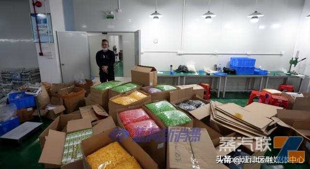 刑拘5人！重庆破获首例非法生产经营伪劣电子烟网络案，案值2000万元