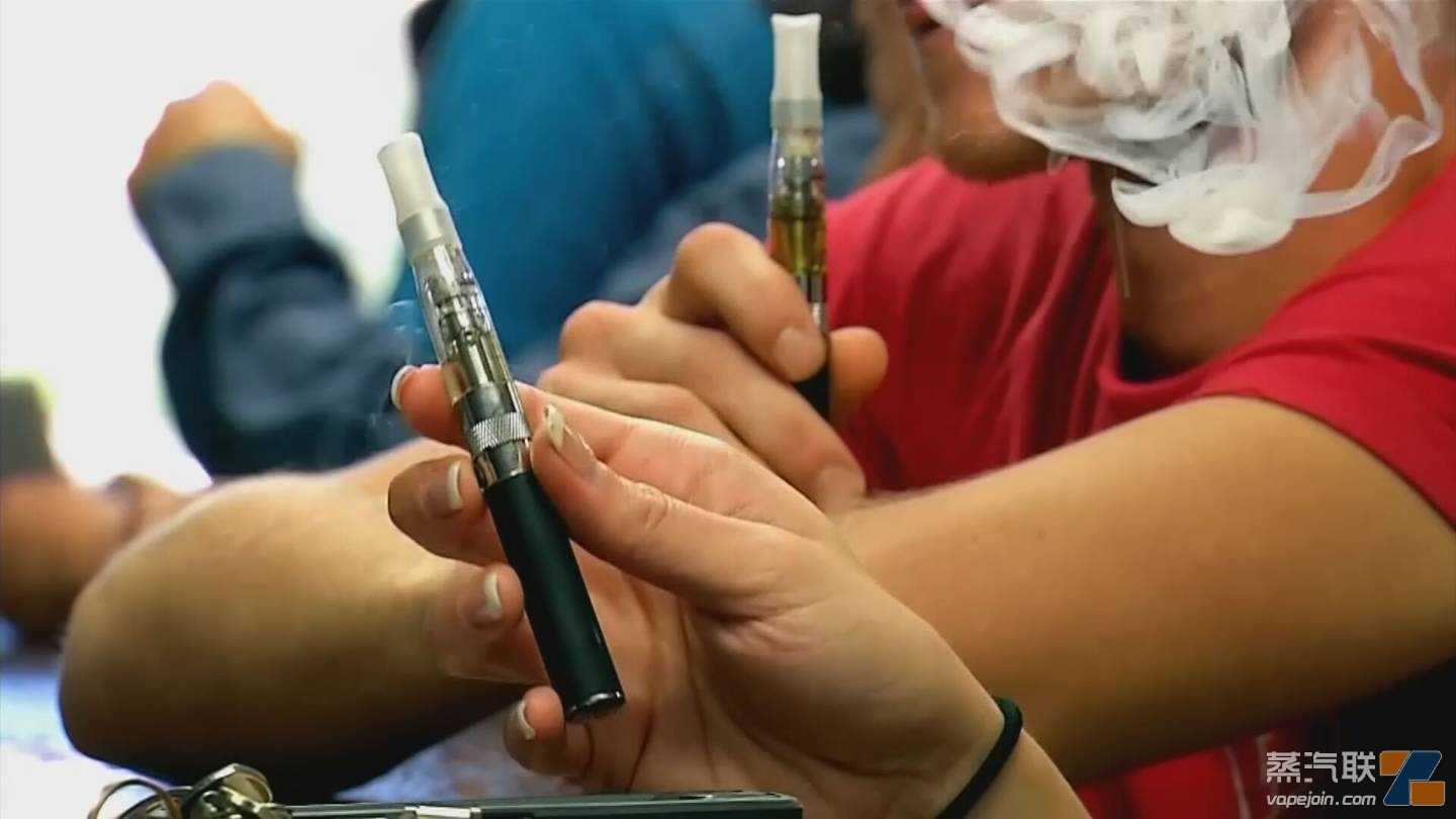 为控制校园电子烟使用 美国一学区计划引入高科技检测设备