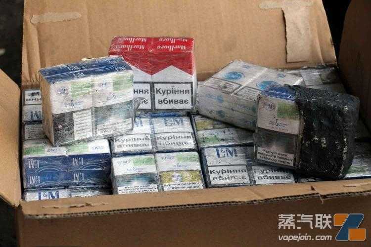 俄罗斯政府称非法卷烟贸易使其上半年损失460亿卢布税收