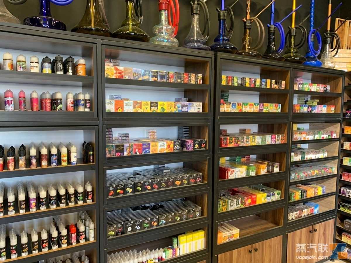 阿联酋家长与商户联手呼吁强化法规 保护未成年人免受电子烟健康威胁