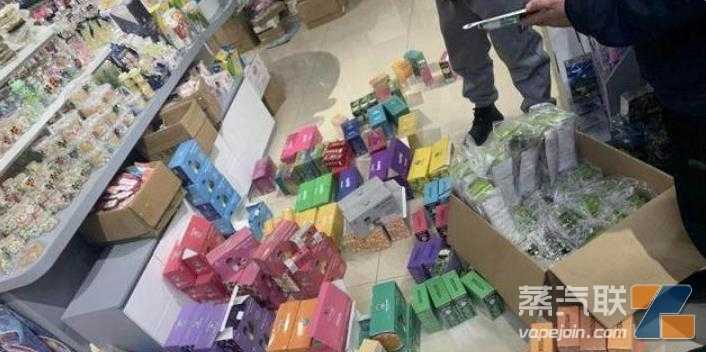 河南驻马店市破获非法经营电子烟案:门店仓库共查获2056支非法产品,涉案60余万