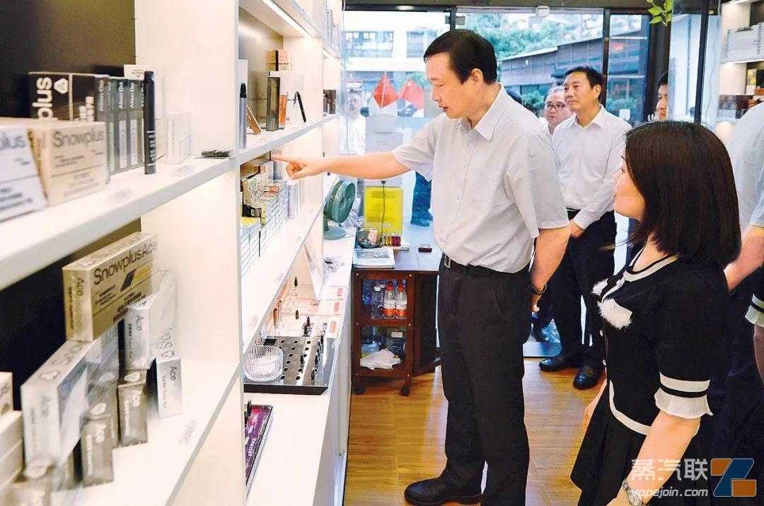 张建民：持续优化监管和服务方式 促进电子烟产业平稳健康运行
