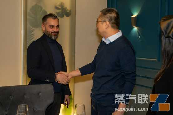 这次电子烟，为何重点看上一个国家？！
