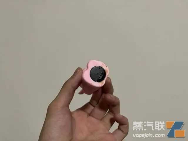 仍有非法电子烟在隐秘的角落偷着卖？竟伪装成“牙膏”发货