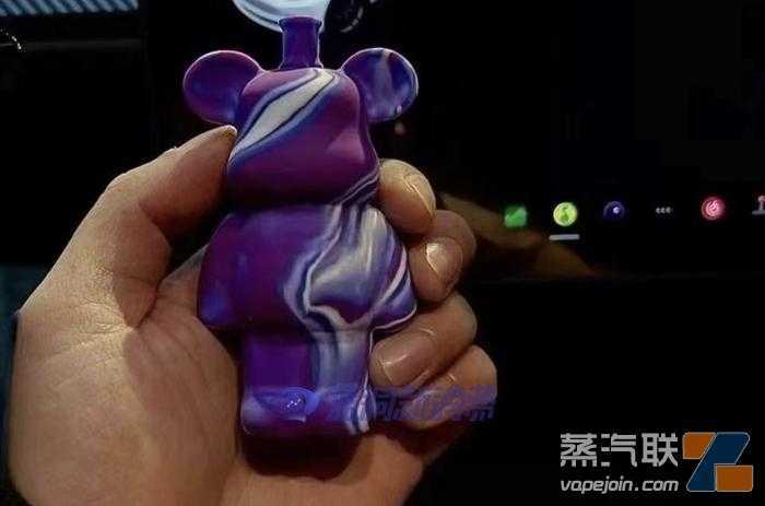 禁售果味电子烟又披新外衣：奶茶杯流体熊小黄人层出不穷